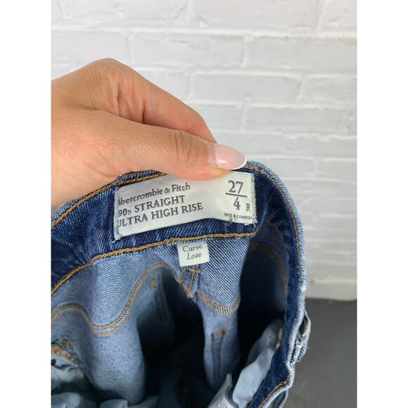 Abercrombie & Fitch Curve Love 90's Straight Ultra High Rise Jeans Blue Size 4 - Picture 4 of 6